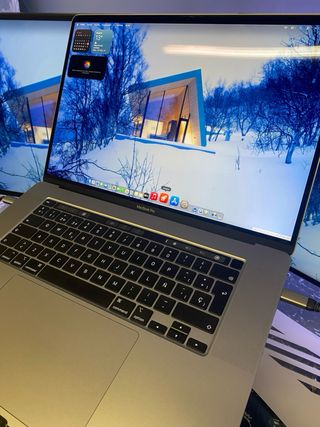 MacBook Pro 16" i9 / 1TB Batería Nueva