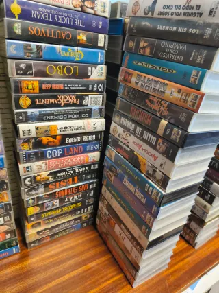 Gran Lote de unas  370 Películas VHS de los 90