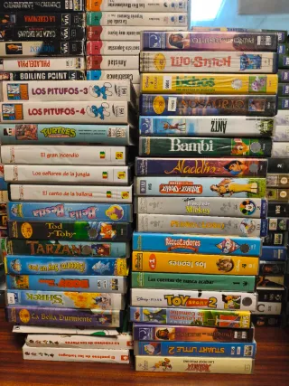 Gran Lote de unas  370 Películas VHS de los 90