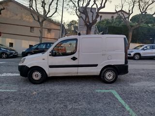 FIAT Doblò Pegatina B