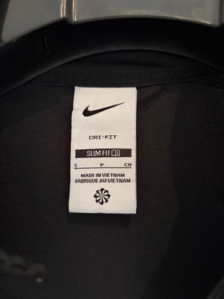 Sudadera Nike con cremallera