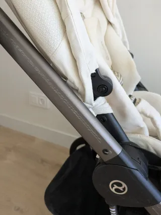 Cybex Balios S Lux – color Seashell Beige