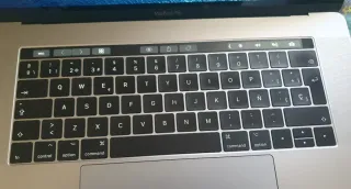 MacBook Pro 15,4 Gris Espacial