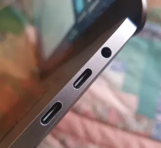 MacBook Pro 15,4 Gris Espacial