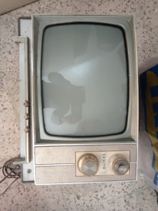 Televisor Blanco y Negro