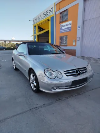 Mercedes-Benz  CLK 2004