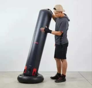 Saco de boxeo hinchable