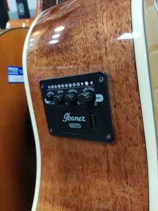 Guitarra Ibanez AW70ECE-NT