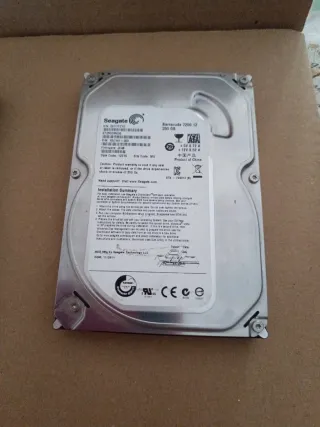 Lote 2 Discos Duros 3.5" Seagate Barracuda 250 GB
