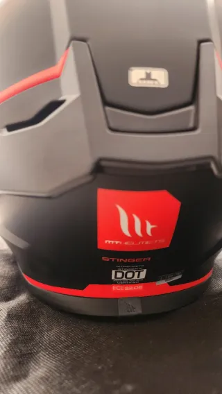 Casco Moto MT Helmets Negro