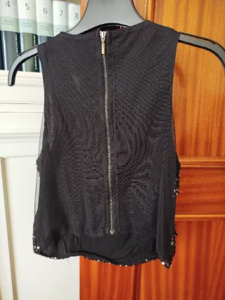 Top lentejuelas negro Stradivarius Talla S
