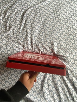 PS4 Slim Edición Especial Spiderman Roja