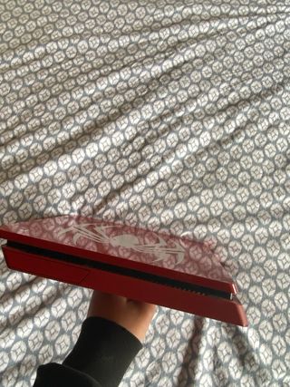PS4 Slim Edición Especial Spiderman Roja