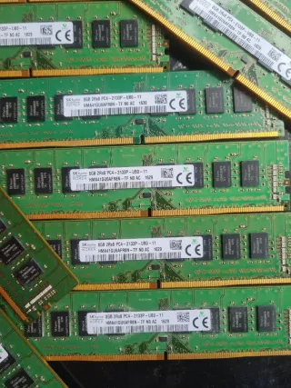 Modulo 8GB DDR4 SK Hynix RAM PC4-2133P