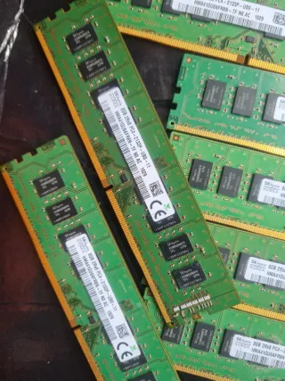 Modulo 8GB DDR4 SK Hynix RAM PC4-2133P