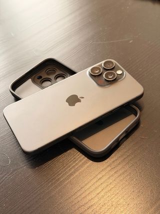 iPhone 15 Pro Max Gris