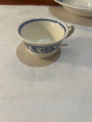 Plato hondo y taza San Claudio