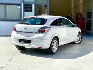 Opel Astra 2010
