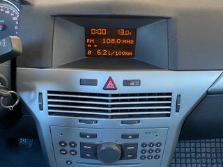 Opel Astra 2010