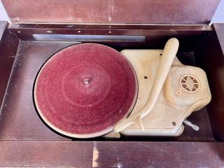 Radio de válvulas Neckermann WPR 9666 W