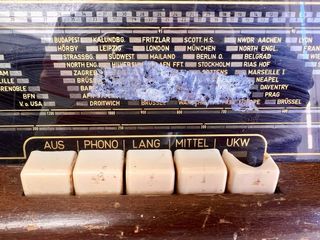 Radio de válvulas Neckermann WPR 9666 W