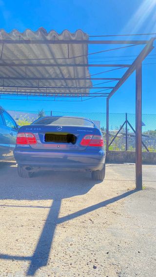 Mercedes-Benz  CLK 2000