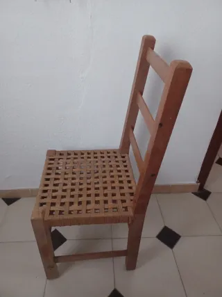 6 Sillas de Madera y Cuerda