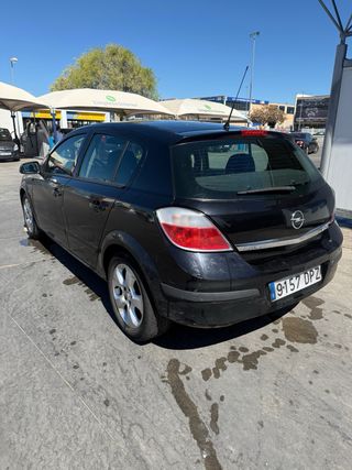 Opel Astra 2005