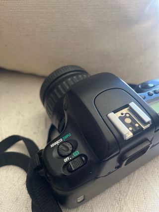 Cámara Nikon F50 Reflex