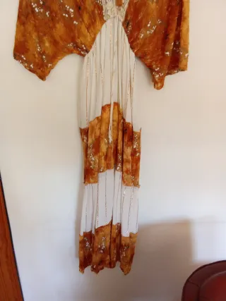 Vestido boho marron y dorado