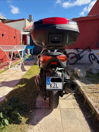 Yamaha Xmax 400