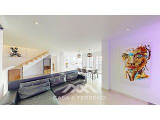 Chalet en venta en Urbanización Santa Rosa en Torrox