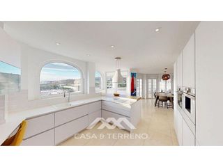 Chalet en venta en Urbanización Santa Rosa en Torrox