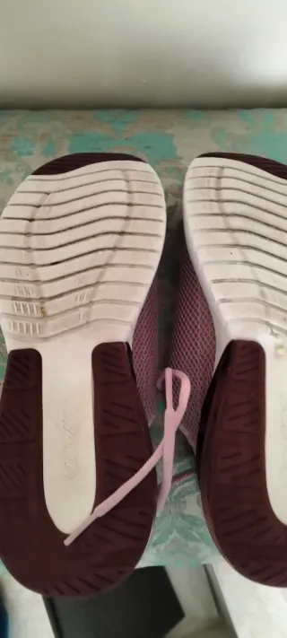 Deportivas Skechers Rosa y Morado