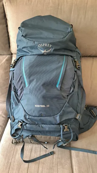 Mochila de trekking Osprey Kestrel 38.