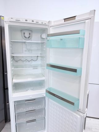 FRIGORÍFICO COMBI SIEMENS 185 CM NO FROST A+