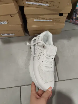 Deportivas blancas talla 41