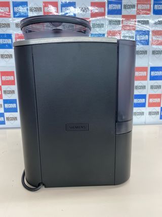 Siemens Cafetera Super Automática EQ.6 plus s700