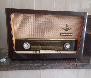 Radio Grundig Antigua Vintage