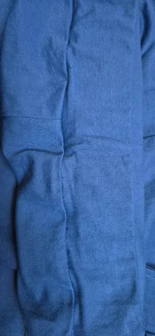 Falda azul con botones