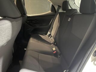 Toyota Yaris 1.5 120H Business Plus