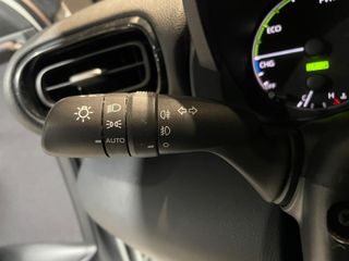 Toyota Yaris 1.5 120H Business Plus