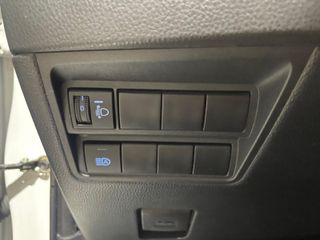 Toyota Yaris 1.5 120H Business Plus