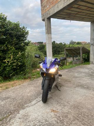 Yamaha YZF R125