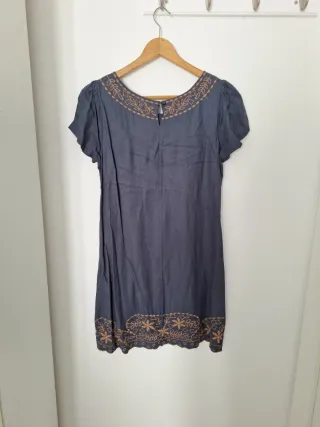 Vestido Cortefiel bordado azul