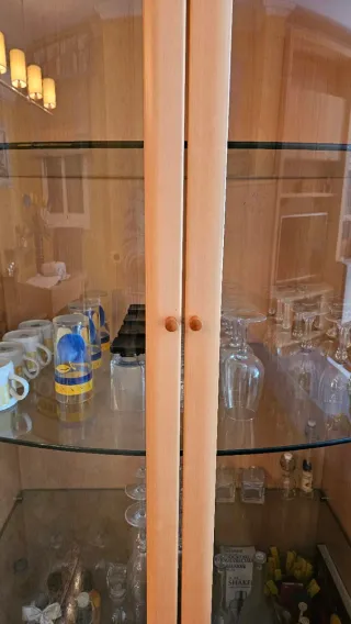 Vitrina Cristal Madera de Haya Curva