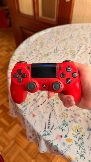 PS4 Slim 500GB + mando + cables FUNCIONANDO