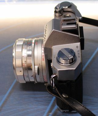 Cámara fotográfica analógica Topcon Unirex, Tokio Kogaku.