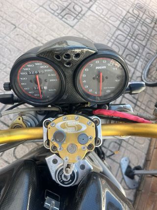 Ducati Monster 904 2000
