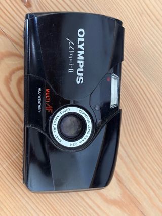 Olympus mju II Cámara Compacta Negra